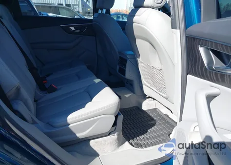 2022 Audi Q7 Premium Plus 45 Tfsi Quattro Tiptronic from USA, damaged, VIN WA1LJBF79ND010045